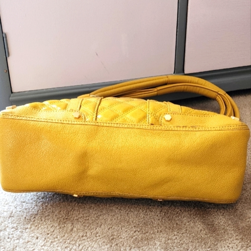 Gianni Bini Shoulder Bag - Picture 5 of 14